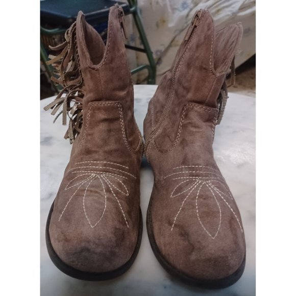 Unbranded Other - Faux Suede Little Girls Boots Dark Tan SZ 2D